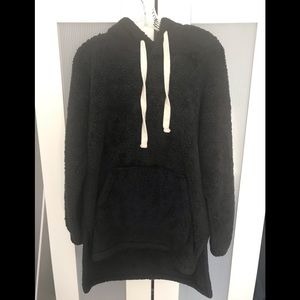 Zenana Pullover with Hood, size small